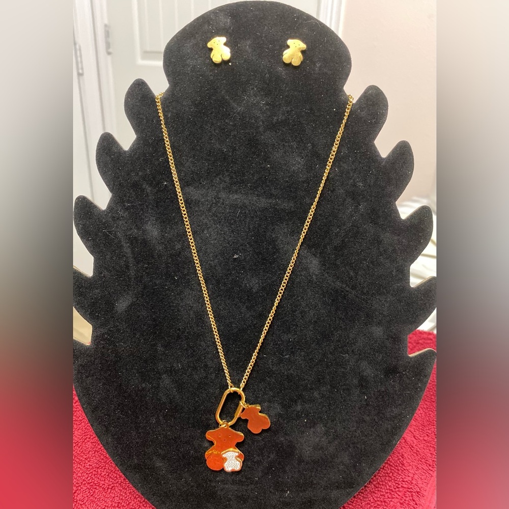 NWOT Elegant Gold and Diamond Gem Bear Fashion Jewelry Set